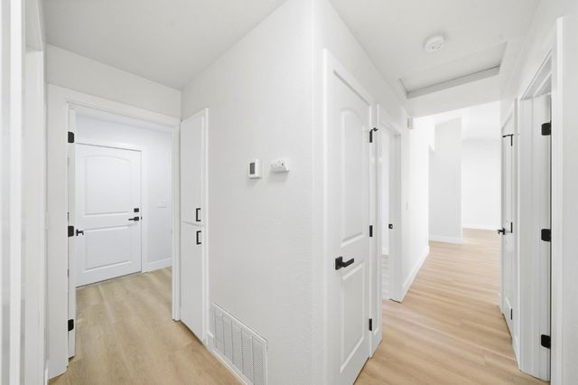 8251 Kilmer Cir, Sacramento, CA 95828