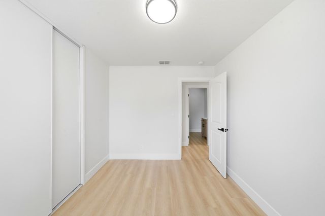 8251 Kilmer Cir, Sacramento, CA 95828