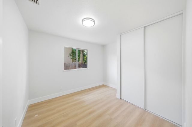 8251 Kilmer Cir, Sacramento, CA 95828