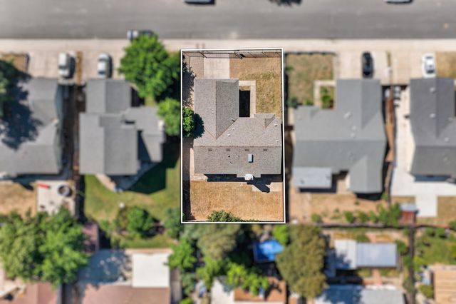 8251 Kilmer Cir, Sacramento, CA 95828