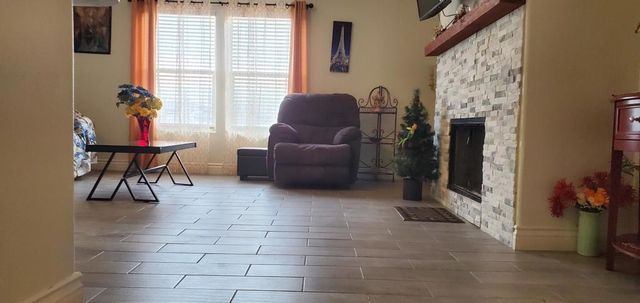 1987 Sunset Avenue, Thermal, CA 92274