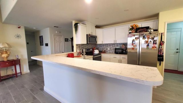 1987 Sunset Avenue, Thermal, CA 92274