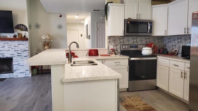 1987 Sunset Avenue, Thermal, CA 92274