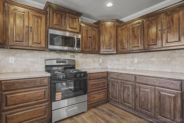 522 Timberlane Road, Skiatook, OK 74070