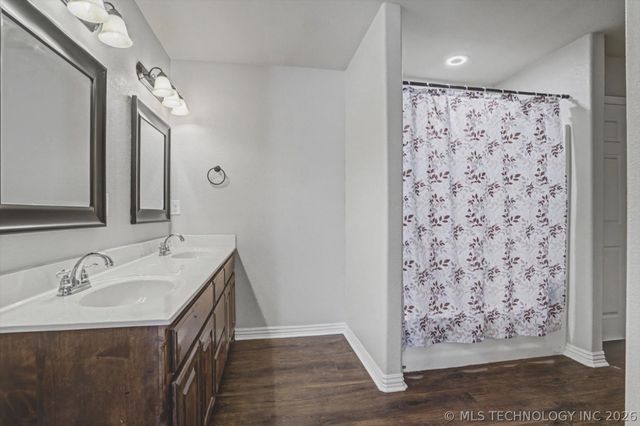 522 Timberlane Road, Skiatook, OK 74070