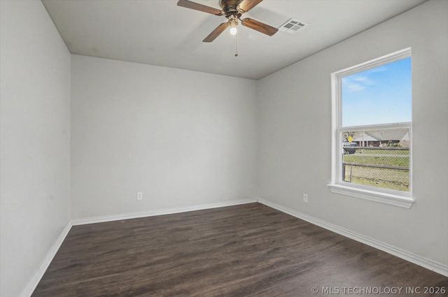 522 Timberlane Road, Skiatook, OK 74070