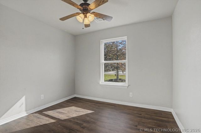 522 Timberlane Road, Skiatook, OK 74070