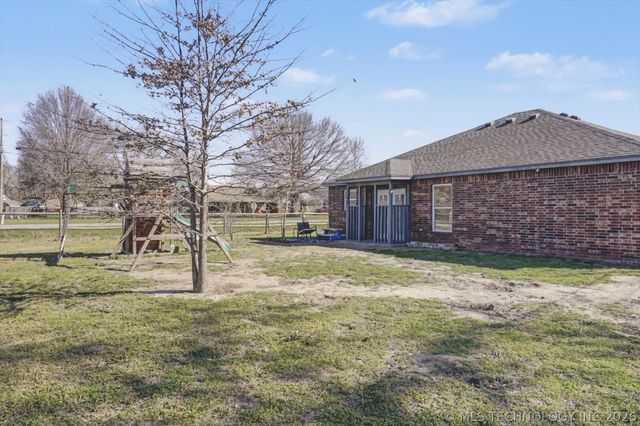 522 Timberlane Road, Skiatook, OK 74070