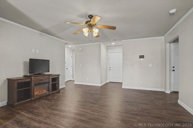 522 Timberlane Road, Skiatook, OK 74070