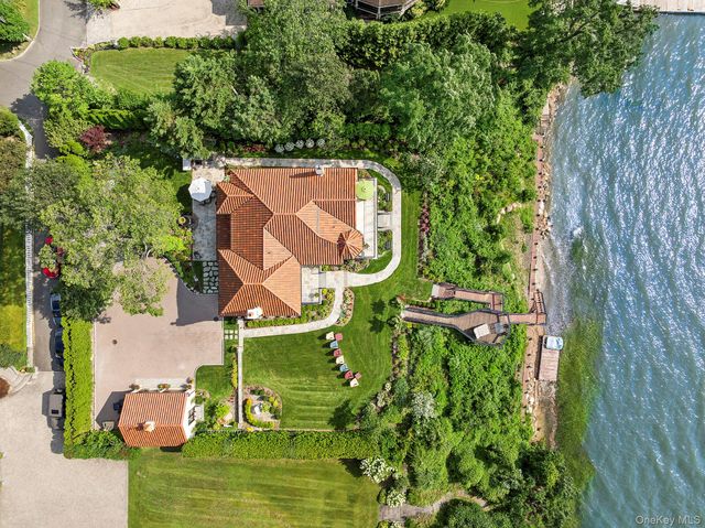 353 Centre Island Road, Oyster Bay, NY 11771