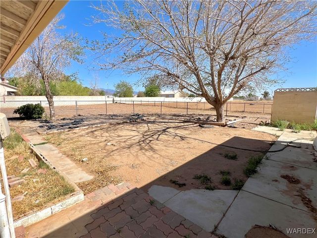 528 S Santa Maria Road, Golden Valley, AZ 86413