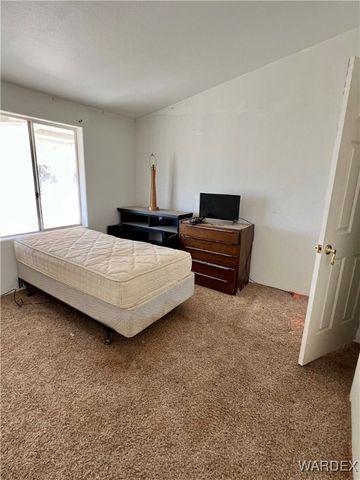 528 S Santa Maria Road, Golden Valley, AZ 86413