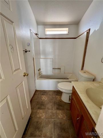 528 S Santa Maria Road, Golden Valley, AZ 86413