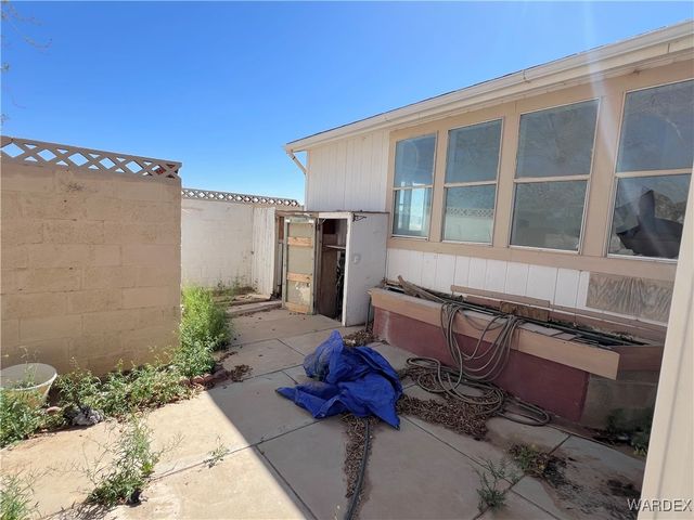 528 S Santa Maria Road, Golden Valley, AZ 86413