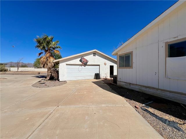 528 S Santa Maria Road, Golden Valley, AZ 86413