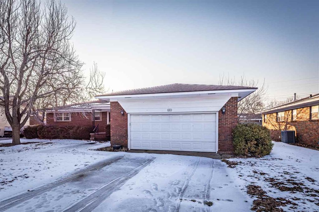 261 N 29th St, Duncan, OK 73533