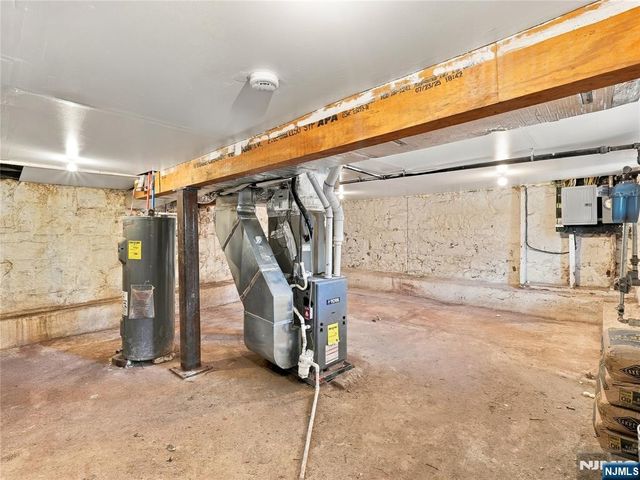 42 Passaic Avenue, Jersey City, NJ 07307