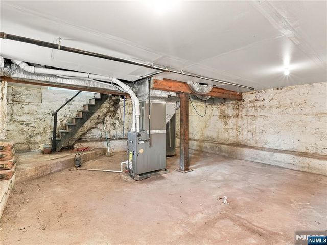 42 Passaic Avenue, Jersey City, NJ 07307