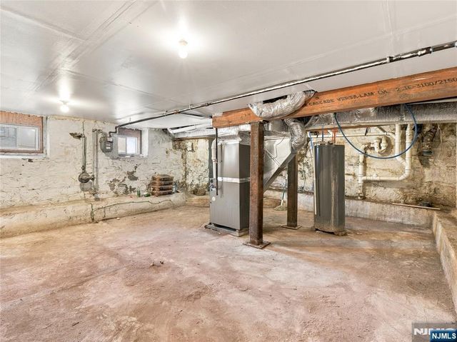 42 Passaic Avenue, Jersey City, NJ 07307