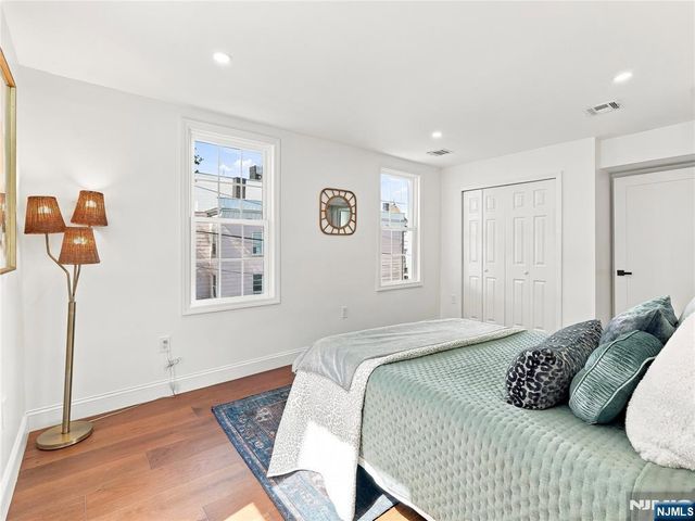 42 Passaic Avenue, Jersey City, NJ 07307