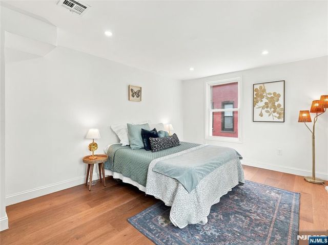 42 Passaic Avenue, Jersey City, NJ 07307