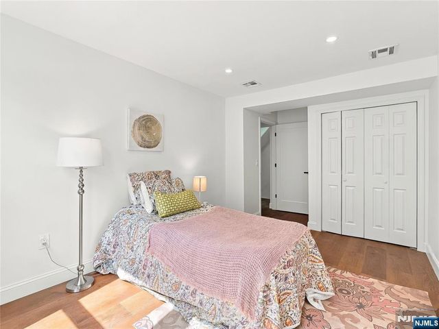 42 Passaic Avenue, Jersey City, NJ 07307