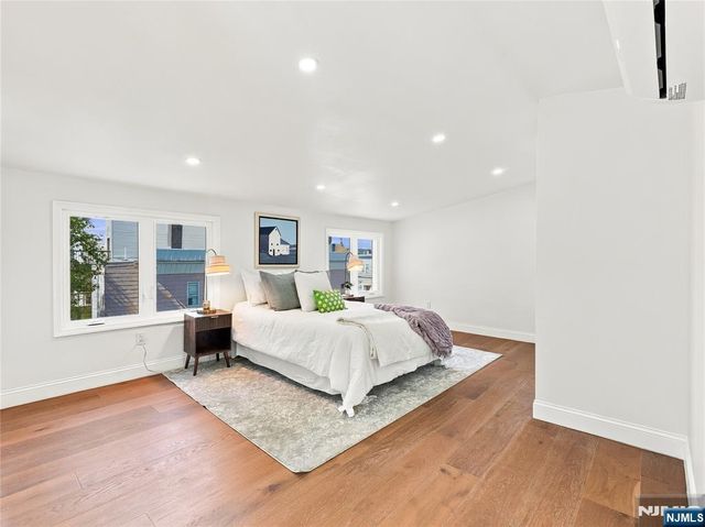 42 Passaic Avenue, Jersey City, NJ 07307