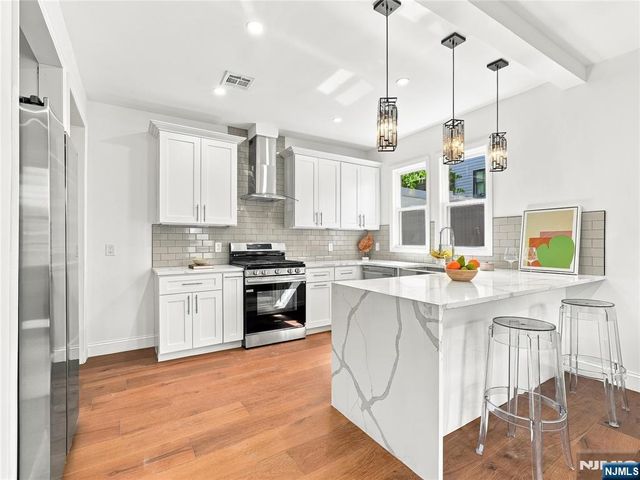 42 Passaic Avenue, Jersey City, NJ 07307