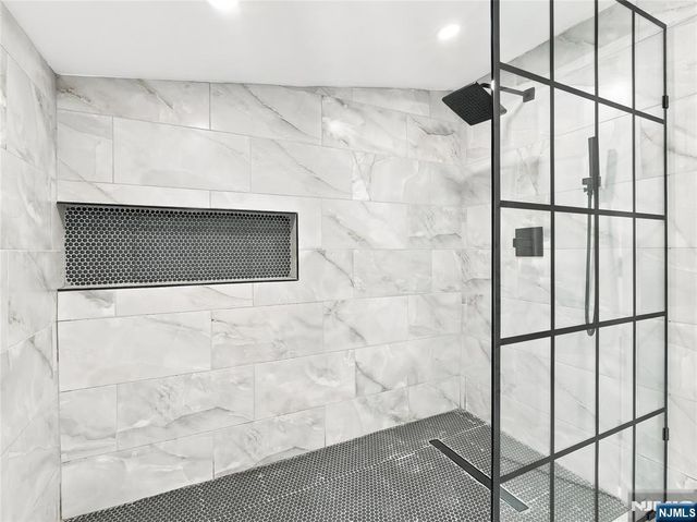 42 Passaic Avenue, Jersey City, NJ 07307