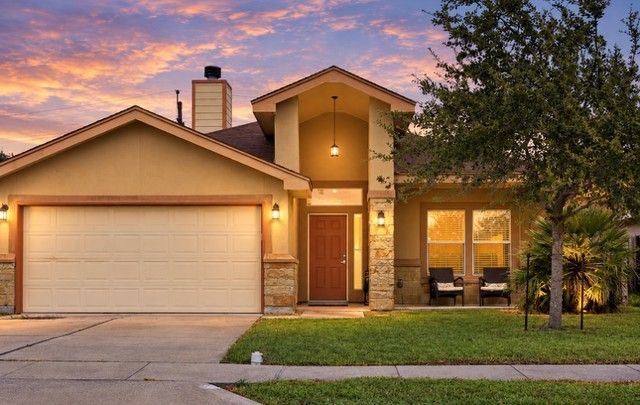 4230 Summer Wind Dr, Corpus Christi, TX 78413