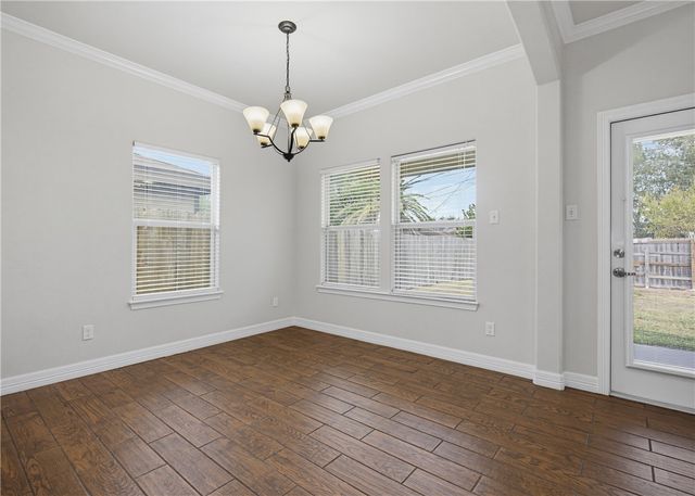 4230 Summer Wind Dr, Corpus Christi, TX 78413