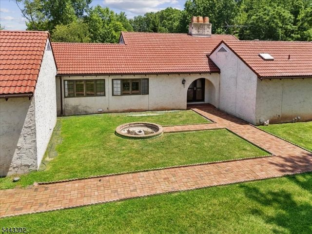 11 Cherryville Stanton Rd, Raritan Twp., NJ 08822
