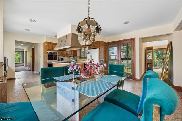11 Cherryville Stanton Rd, Raritan Twp., NJ 08822