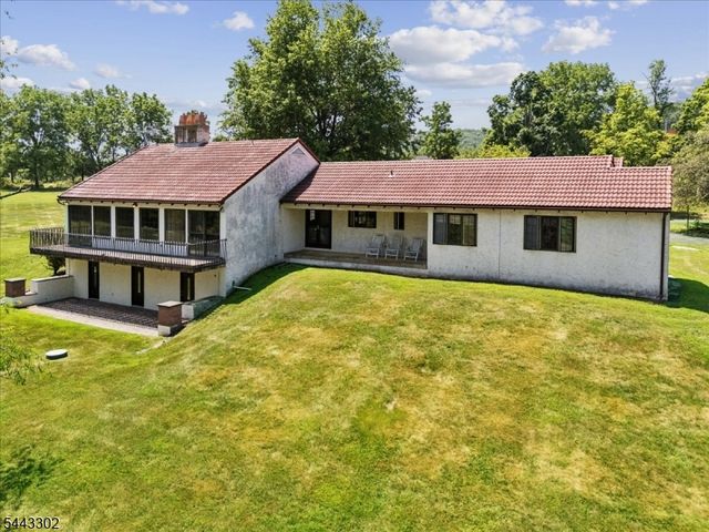11 Cherryville Stanton Rd, Raritan Twp., NJ 08822