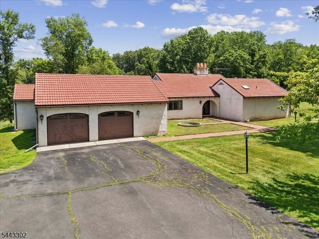 11 Cherryville Stanton Rd, Raritan Twp., NJ 08822