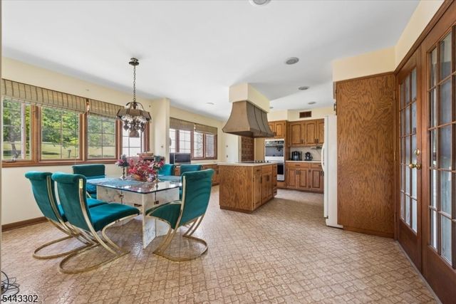 11 Cherryville Stanton Rd, Raritan Twp., NJ 08822