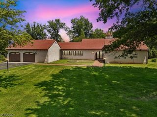 11 Cherryville Stanton Rd, Raritan Twp., NJ 08822