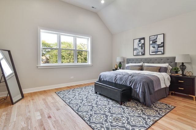 4602 N Springfield Avenue, Chicago, IL 60625