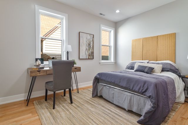 4602 N Springfield Avenue, Chicago, IL 60625