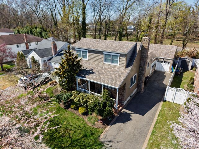 2296 Willow Street, Wantagh, NY 11793
