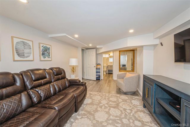 2296 Willow Street, Wantagh, NY 11793