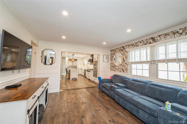 2296 Willow Street, Wantagh, NY 11793