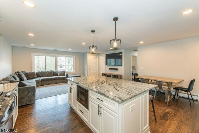 28 Riverview Rd, West Milford Twp., NJ 07438