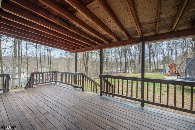 28 Riverview Rd, West Milford Twp., NJ 07438