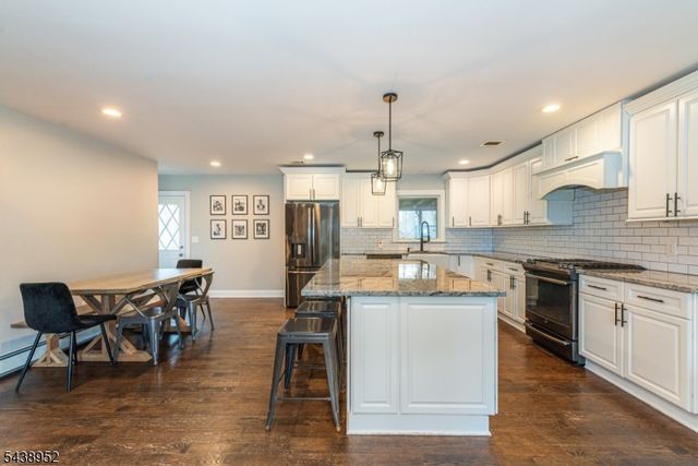 28 Riverview Rd, West Milford Twp., NJ 07438