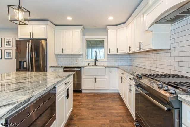 28 Riverview Rd, West Milford Twp., NJ 07438