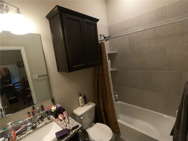 2007 Markley Drive, Bryan, TX 77807