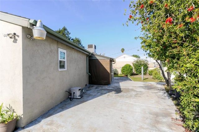 14245 Grammar Place, Panorama City, CA 91402