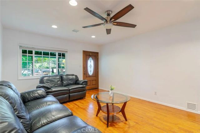 14245 Grammar Place, Panorama City, CA 91402