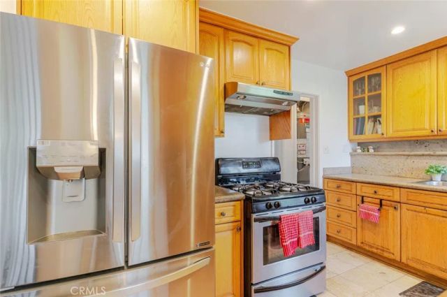 14245 Grammar Place, Panorama City, CA 91402